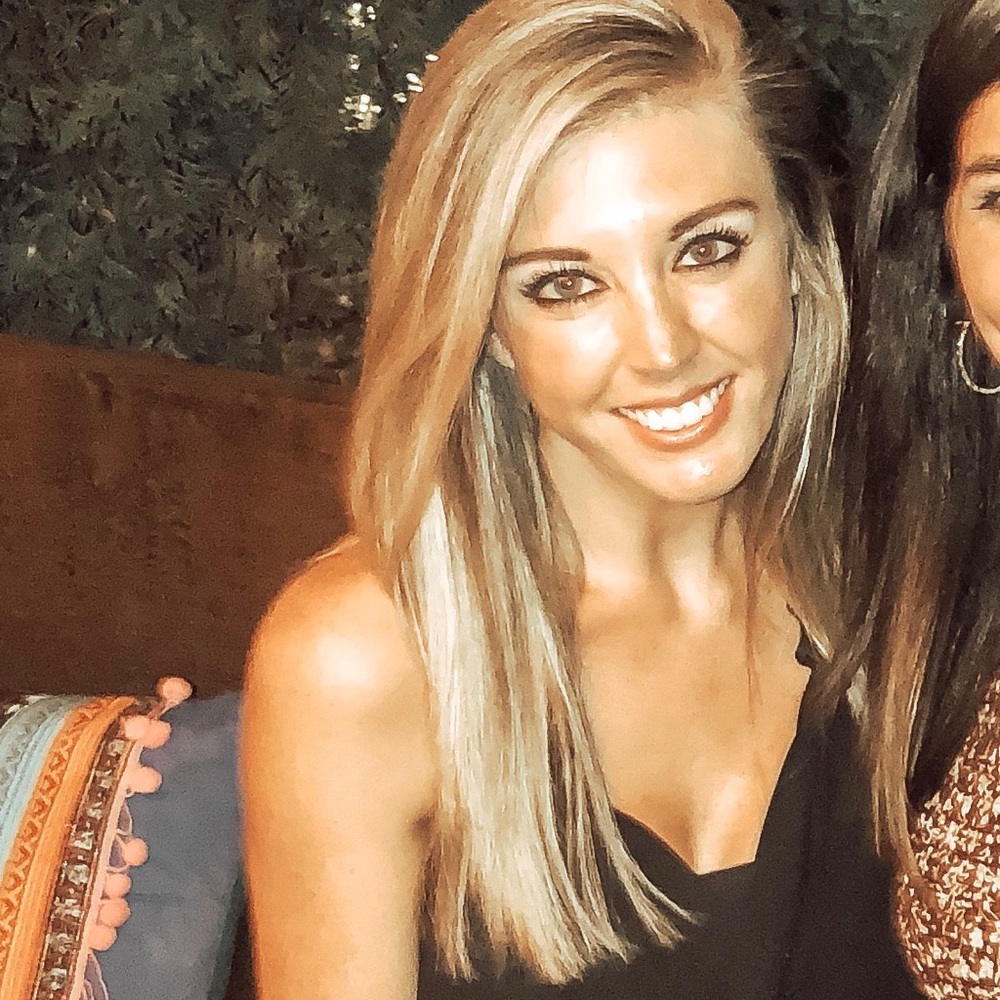 Meet your Posher, Taylor - Picture 9 of 13